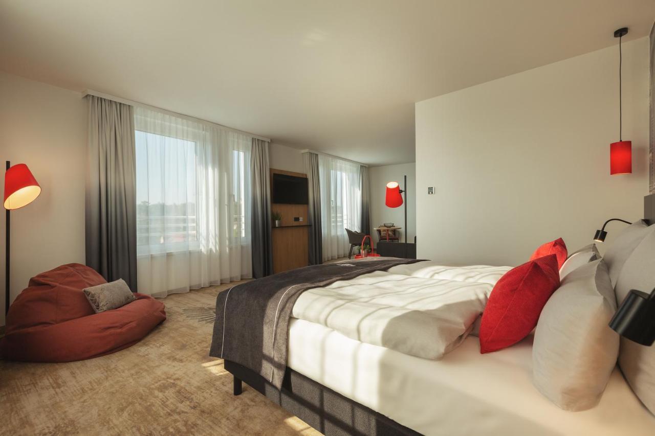 Holiday Inn - The Niu, Sparrow Regensburg By Ihg Extérieur photo